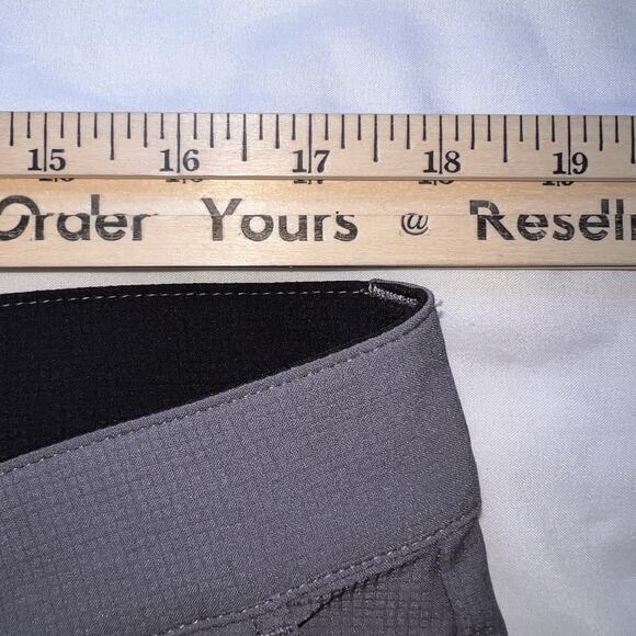 Travis Mathew Golf Pants Men Size 35 Gray Performance Stretch Lightweight Casual - Picture 7 of 12